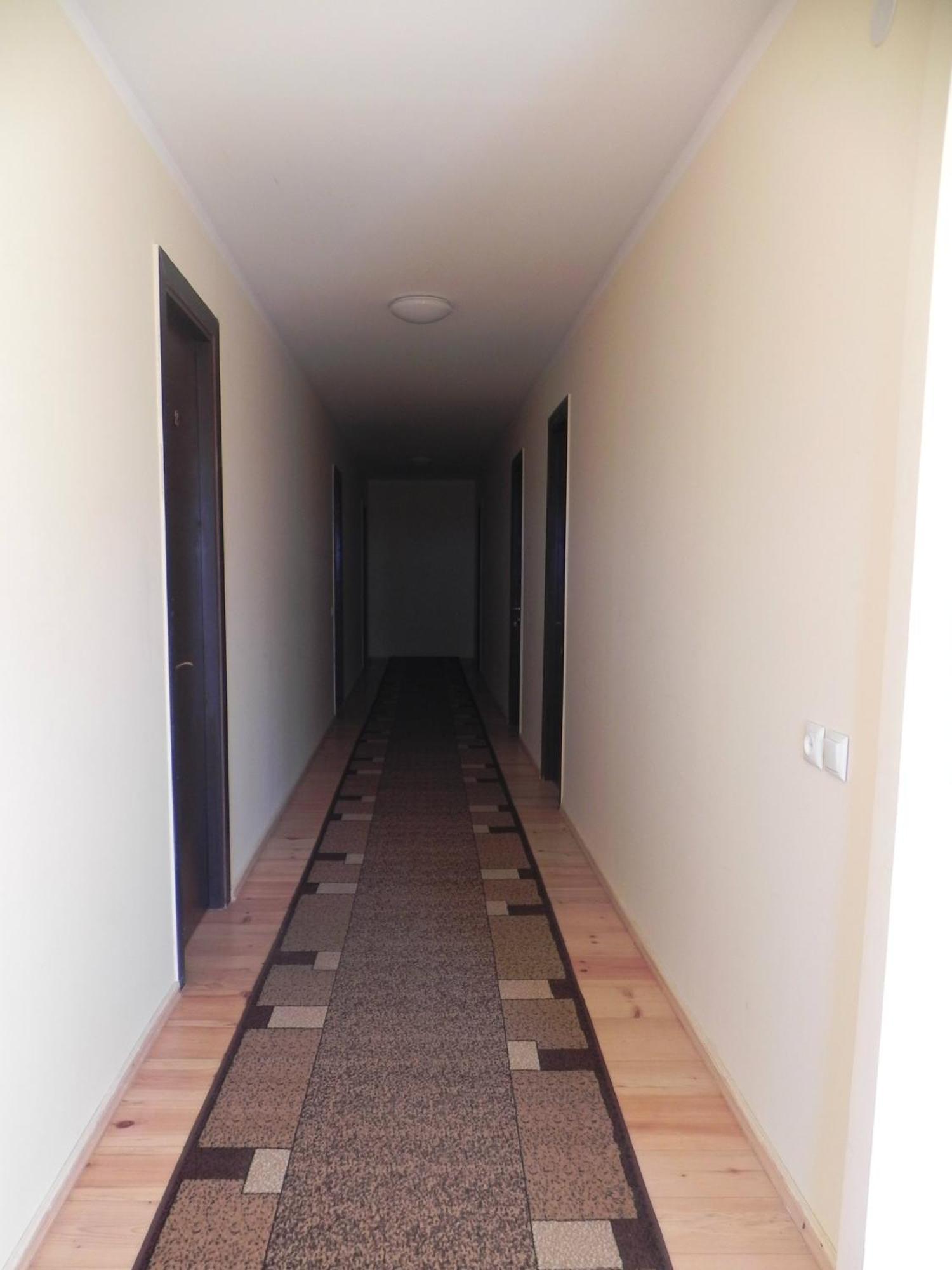 Galavnis Kari Hotel Сигнахи Екстериор снимка