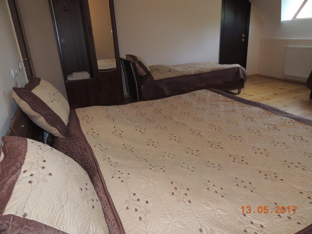 Galavnis Kari Hotel Сигнахи Екстериор снимка